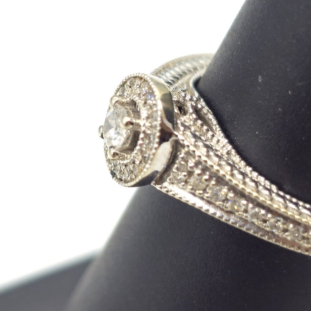 10k White Gold Diamond Ring SZ. 7 / 3.60G / HALO - Picture 2 of 4